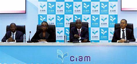 Leia os principais destaques do Jornal de Angola, Angop, OPaís Expansão ...